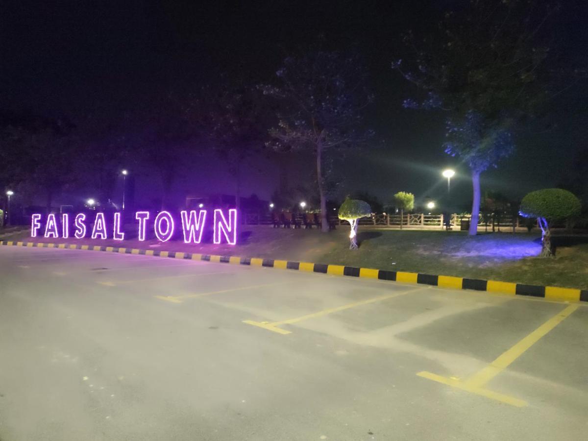 Lavish Inn Islamabad Exterior foto
